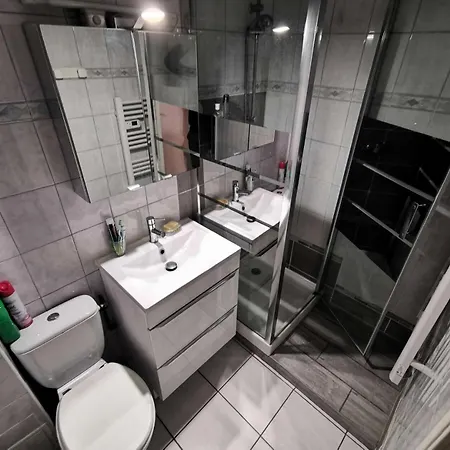 Les Portes De Catalogne - Pour 4 Personnes Avec Loggia, Le Barcares. Ref: 8pc_j4 Mae-8453