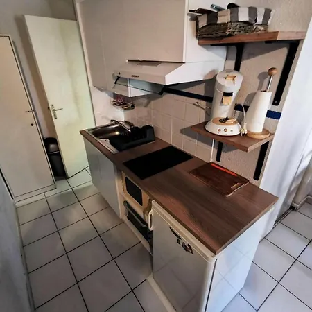 Les Portes De Catalogne - Pour 4 Personnes Avec Loggia, Le Barcares. Ref: 8pc_j4 Mae-8453